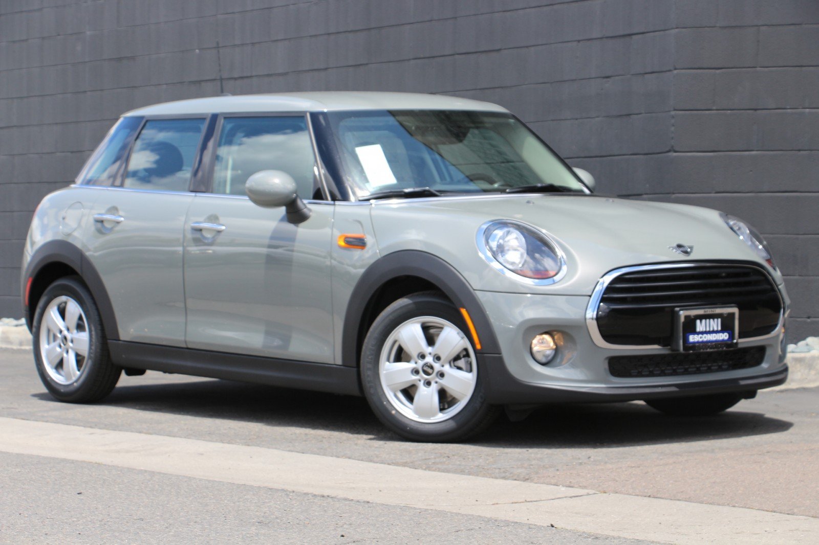 New 2019 MINI Hardtop 4 Door FWD Cooper in Escondido #71354 | MINI of ...